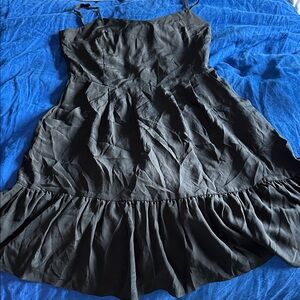 Amour Vert Black 100% Silk Dress (size L)